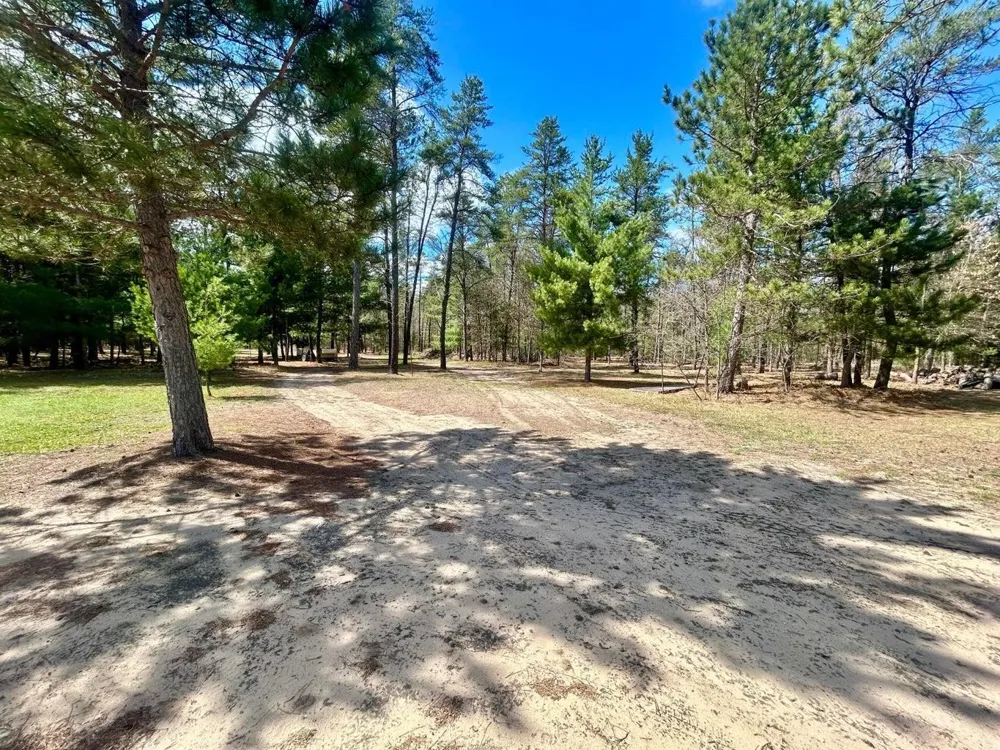 4260 W Dort Road Beaver Creek Township, MI 48653