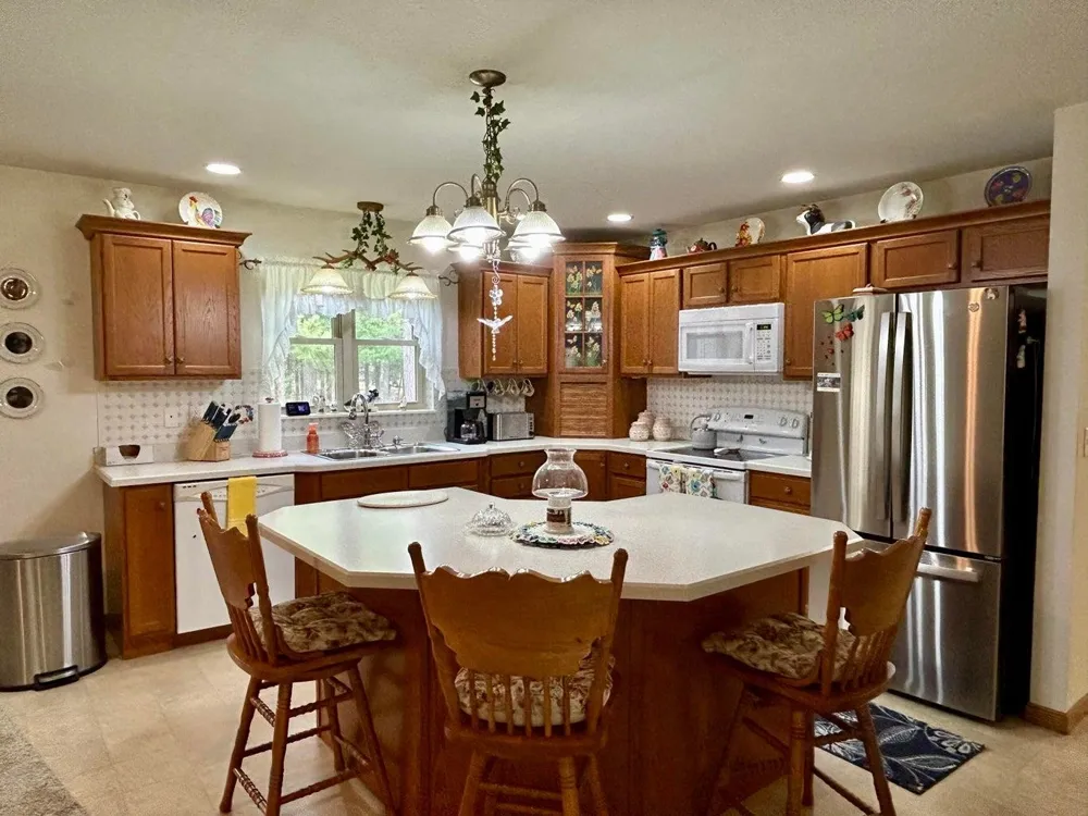 4260 W Dort Road Beaver Creek Township, MI 48653