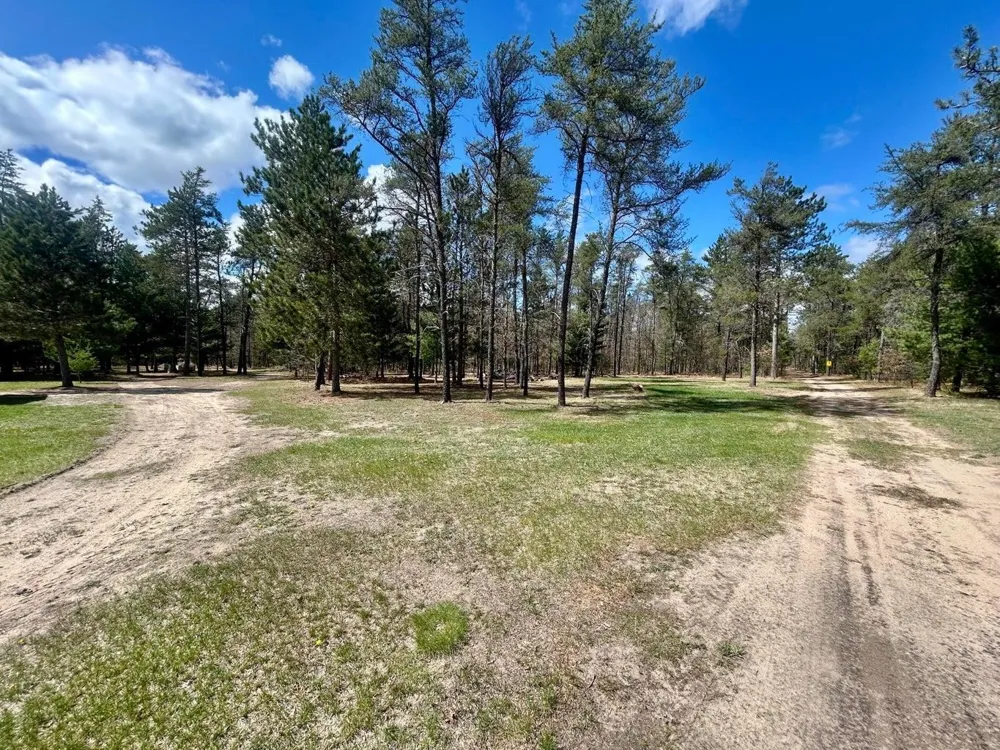 4260 W Dort Road Beaver Creek Township, MI 48653