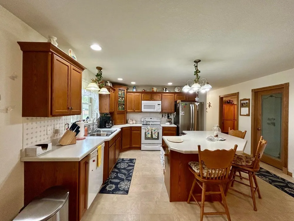 4260 W Dort Road Beaver Creek Township, MI 48653