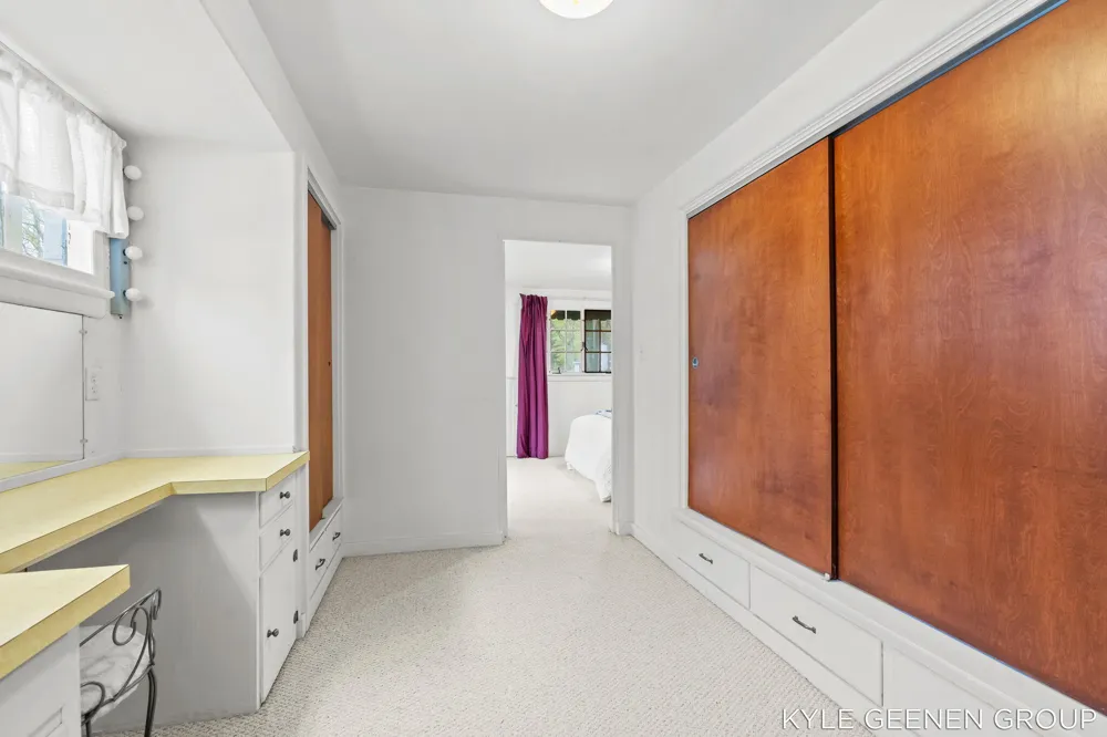 1418 Waukazoo Drive Park Township, MI 49424