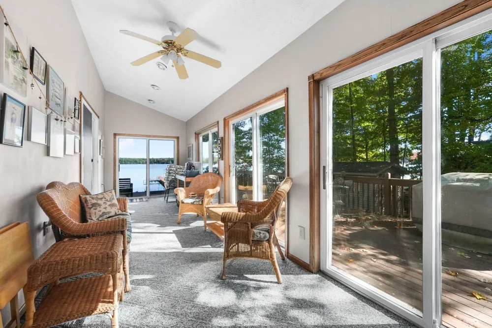 4923 Lakeview Drive Green Lake Township, MI 49643