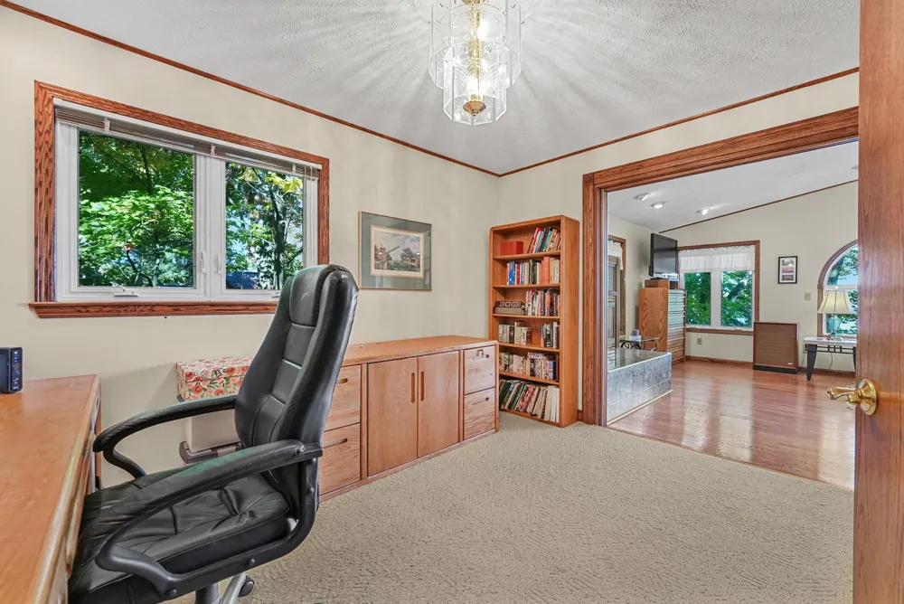 4923 Lakeview Drive Green Lake Township, MI 49643