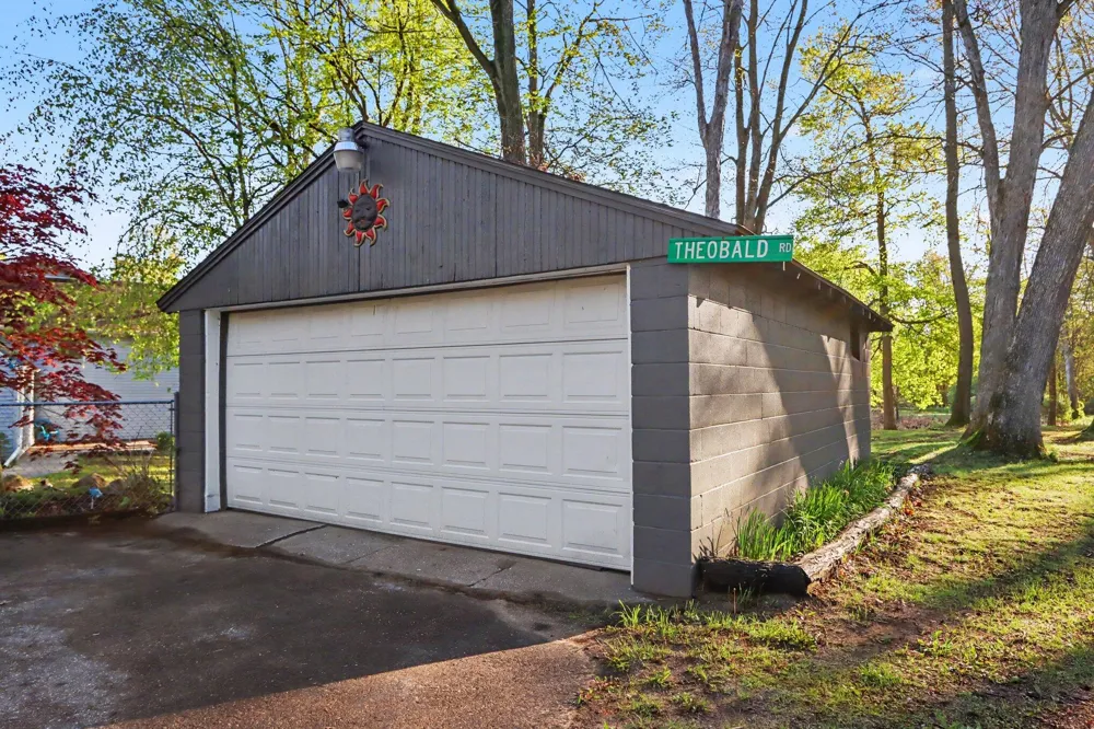 31134 Brandywine Road Pine Grove Township, MI 49055