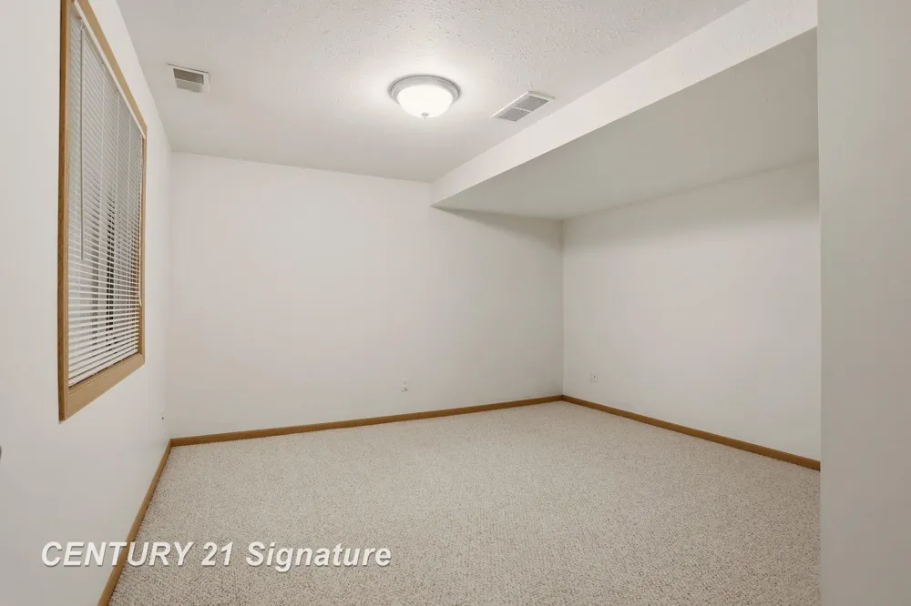 6317 Heather Ridge Drive Frankenlust Township, MI 48706