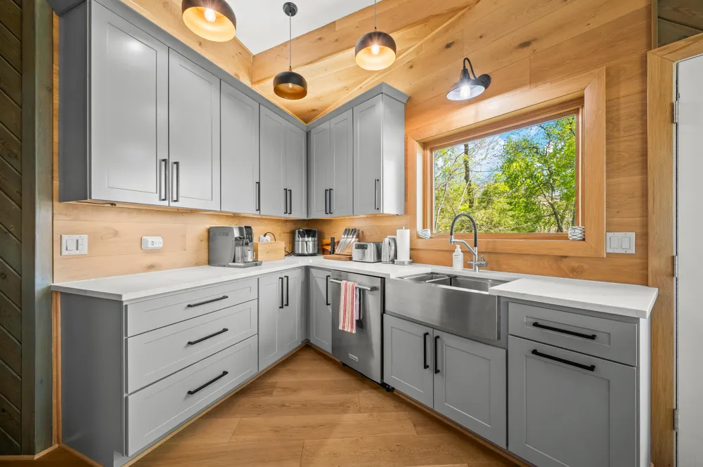 2135 Derfla Drive Royalton Township, MI 49085