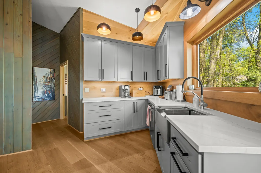 2135 Derfla Drive Royalton Township, MI 49085
