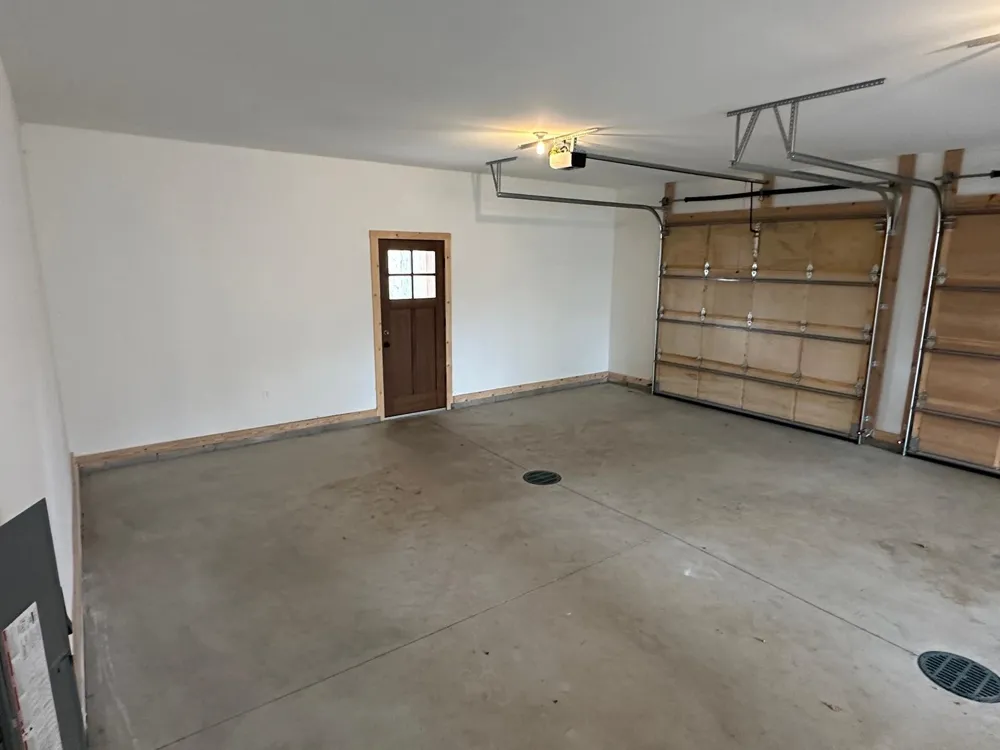 7058 Shade Tree Lane Long Lake Township, MI 49685
