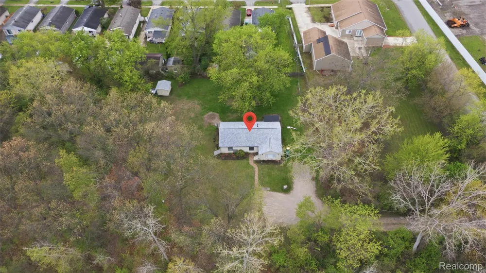 20052 Pine Street Brownstown Charter Township, MI 48183
