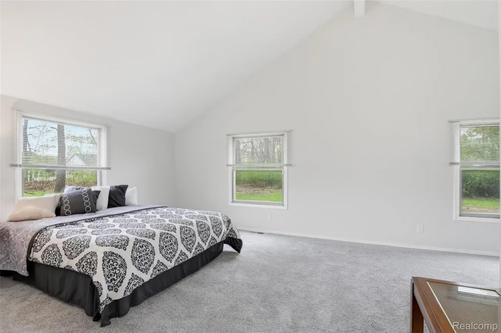 20052 Pine Street Brownstown Charter Township, MI 48183