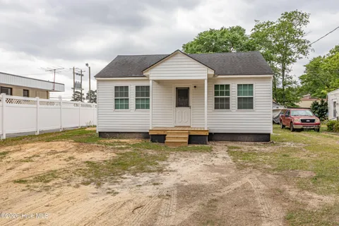 213 Oak Street