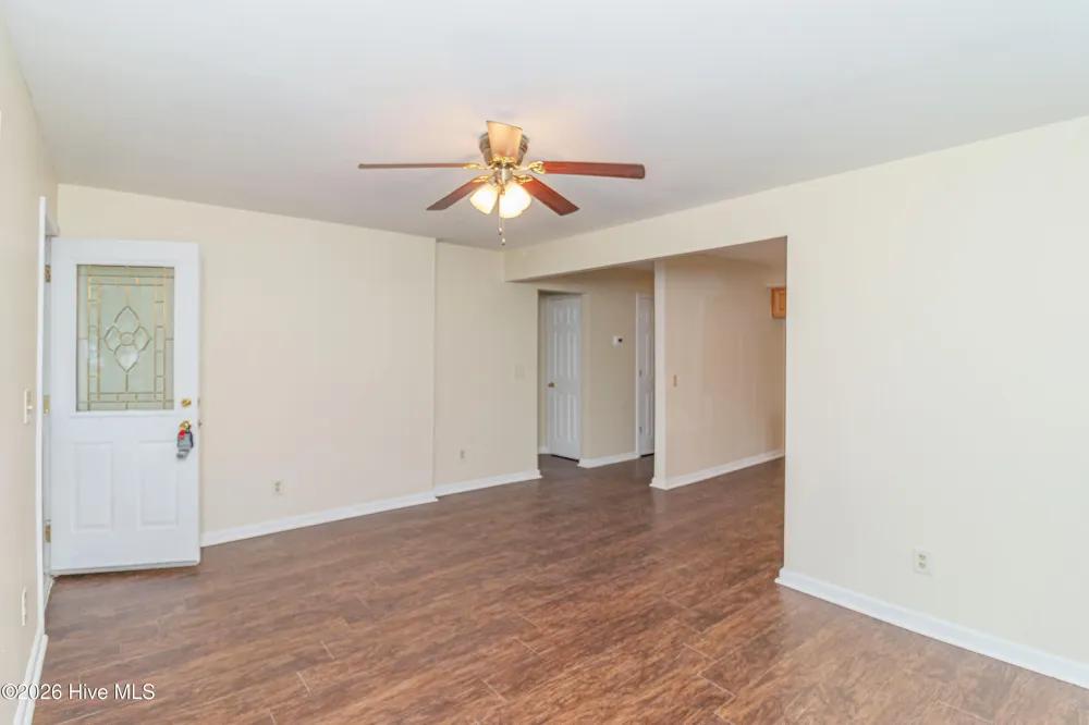 213 Oak Street Snow Hill, NC 28580