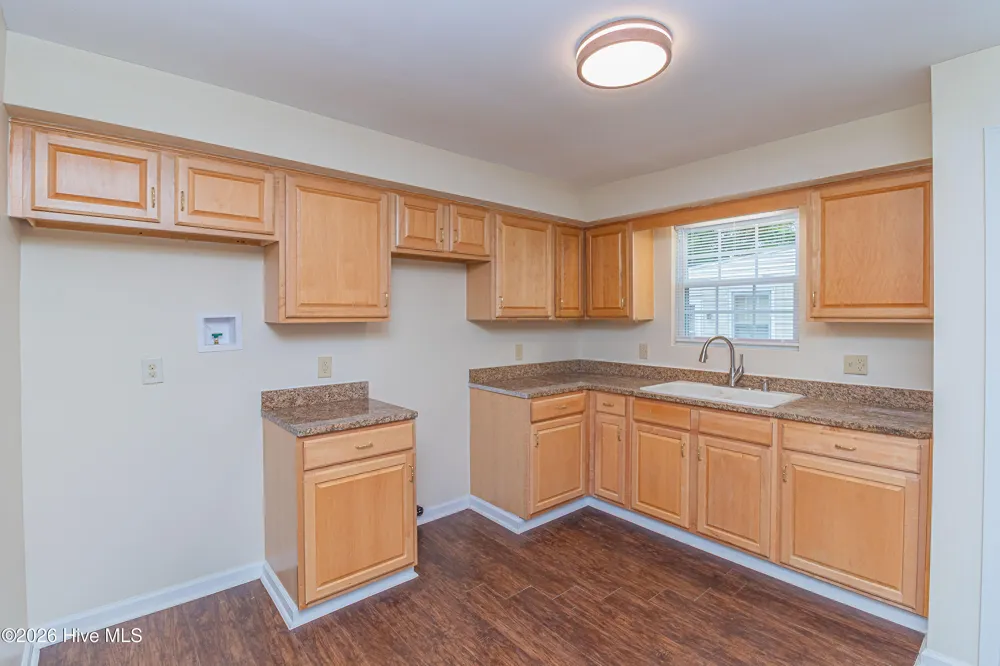 213 Oak Street Snow Hill, NC 28580