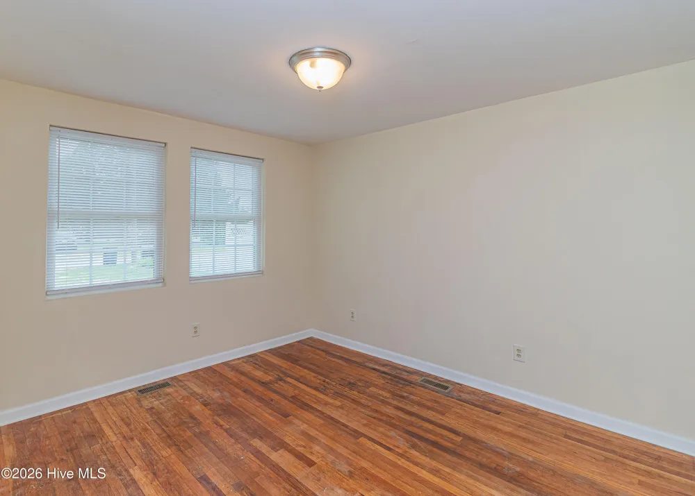 213 Oak Street Snow Hill, NC 28580
