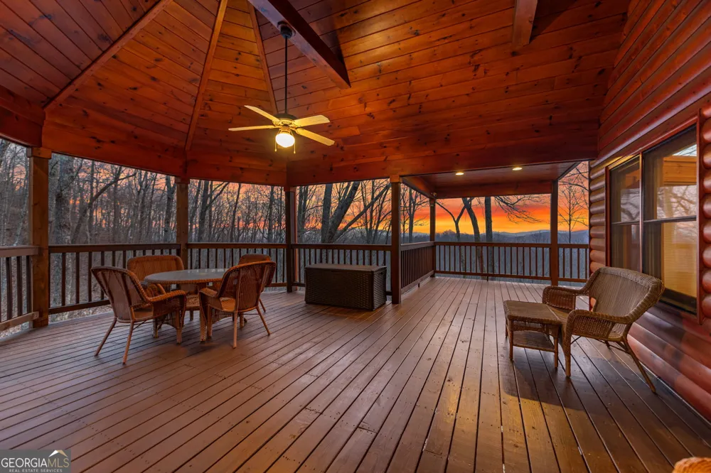 1150 Mountain High DR Mineral Bluff, GA 30559
