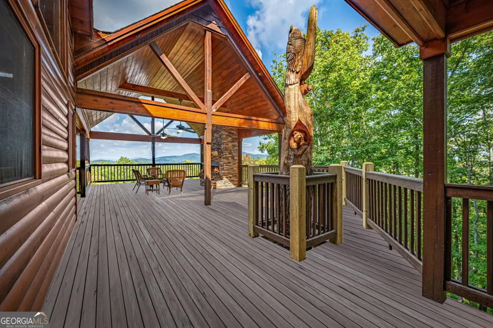 1150 Mountain High DR Mineral Bluff, GA 30559