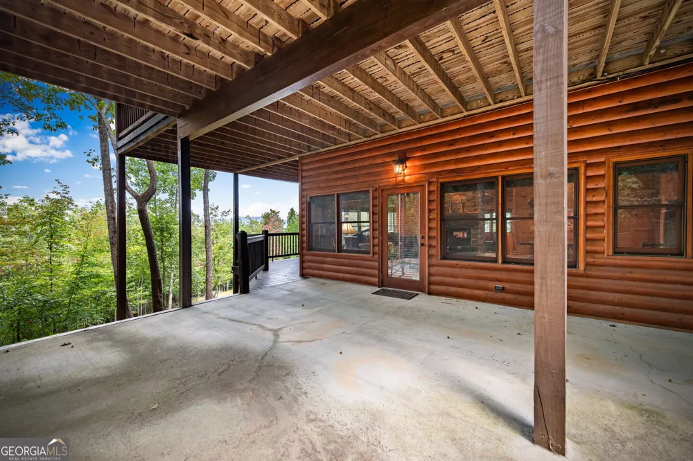 1150 Mountain High DR Mineral Bluff, GA 30559