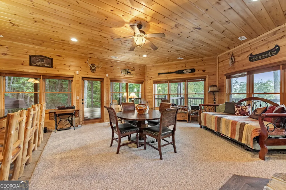 1150 Mountain High DR Mineral Bluff, GA 30559