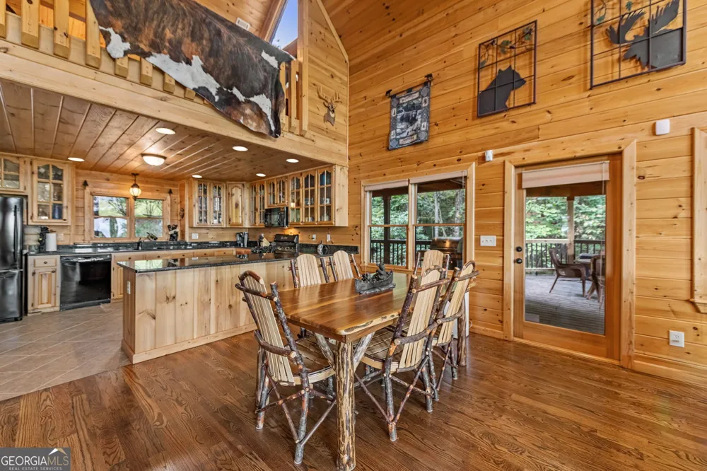 1150 Mountain High DR Mineral Bluff, GA 30559
