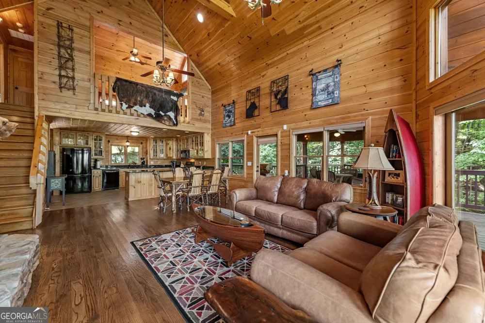 1150 Mountain High DR Mineral Bluff, GA 30559