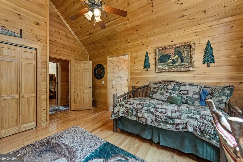 1150 Mountain High DR Mineral Bluff, GA 30559