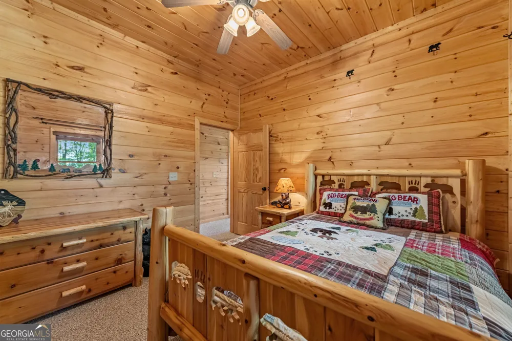 1150 Mountain High DR Mineral Bluff, GA 30559