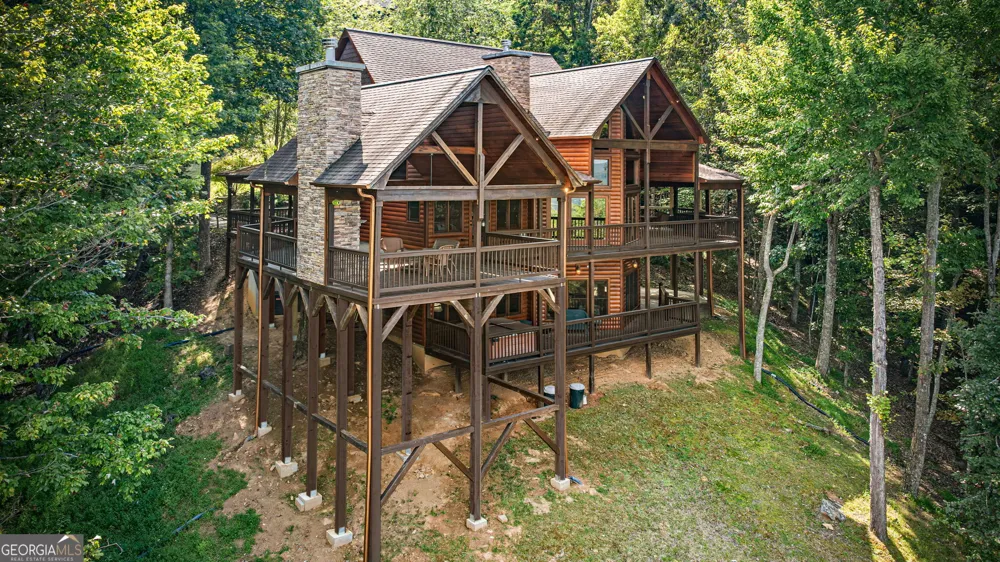 1150 Mountain High DR Mineral Bluff, GA 30559