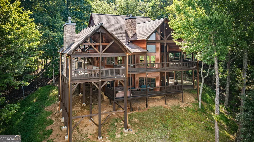 1150 Mountain High DR Mineral Bluff, GA 30559