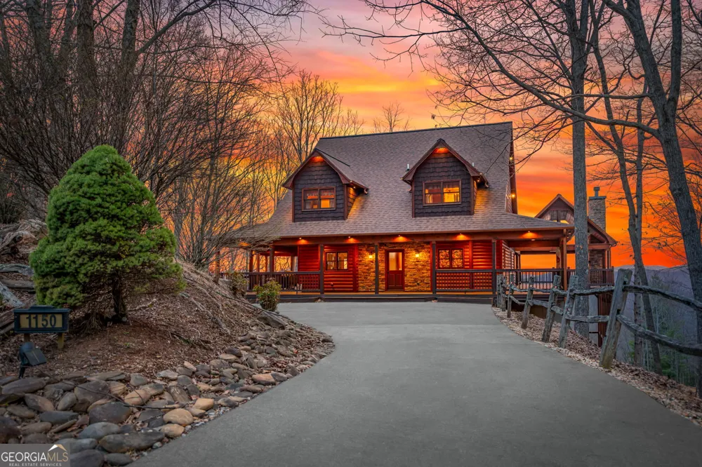 1150 Mountain High DR Mineral Bluff, GA 30559