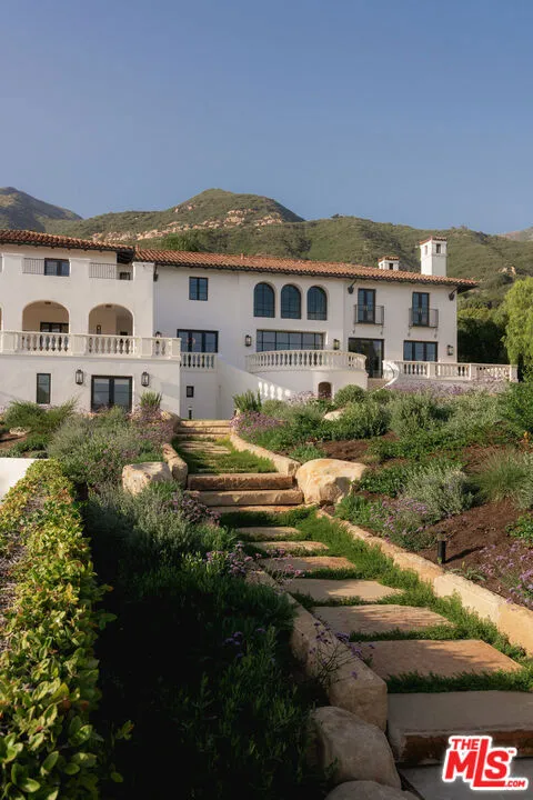 1475 E Mountain Drive Santa Barbara, CA 93108