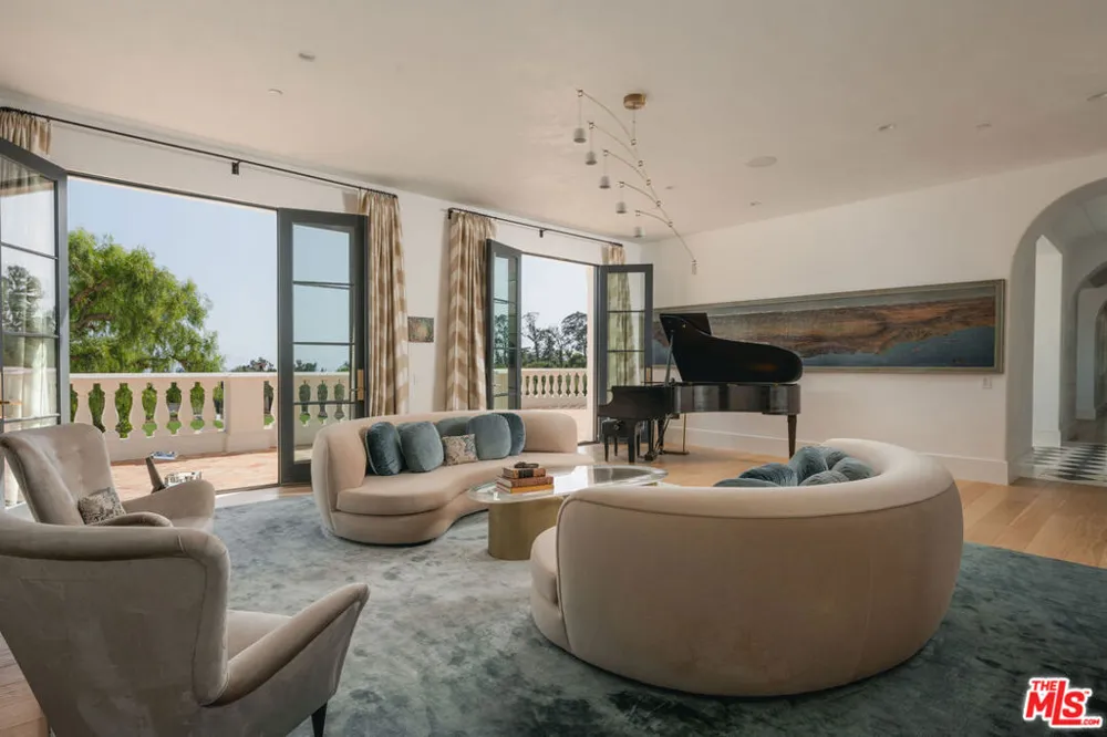 1475 E Mountain Drive Santa Barbara, CA 93108