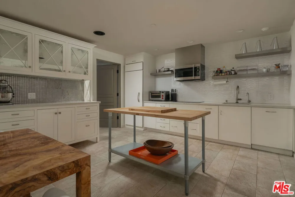 1475 E Mountain Drive Santa Barbara, CA 93108