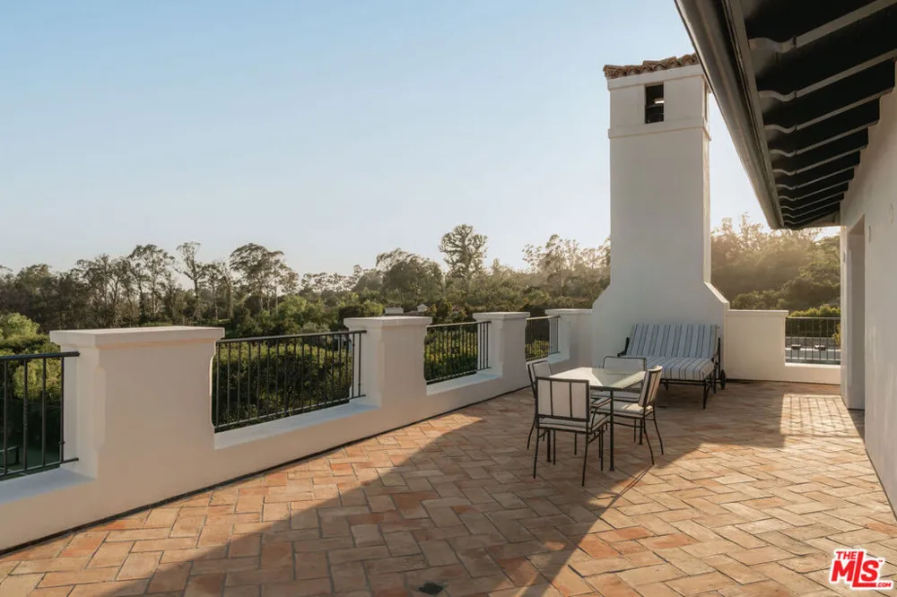 1475 E Mountain Drive Santa Barbara, CA 93108