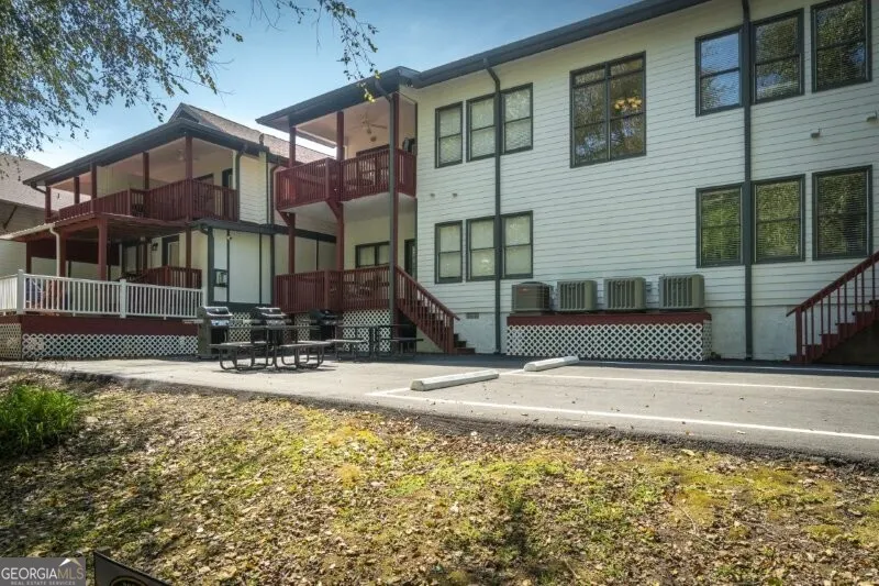 892 Edelweiss Strasse Helen, GA 30545