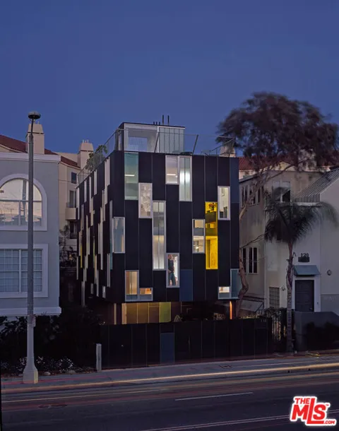 116 Pacific Avenue