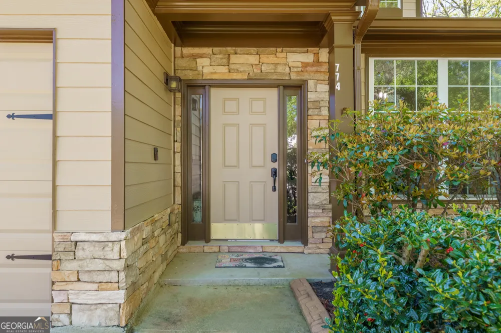 774 Weller PATH Sugar Hill, GA 30518