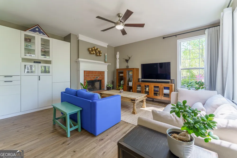 774 Weller PATH Sugar Hill, GA 30518