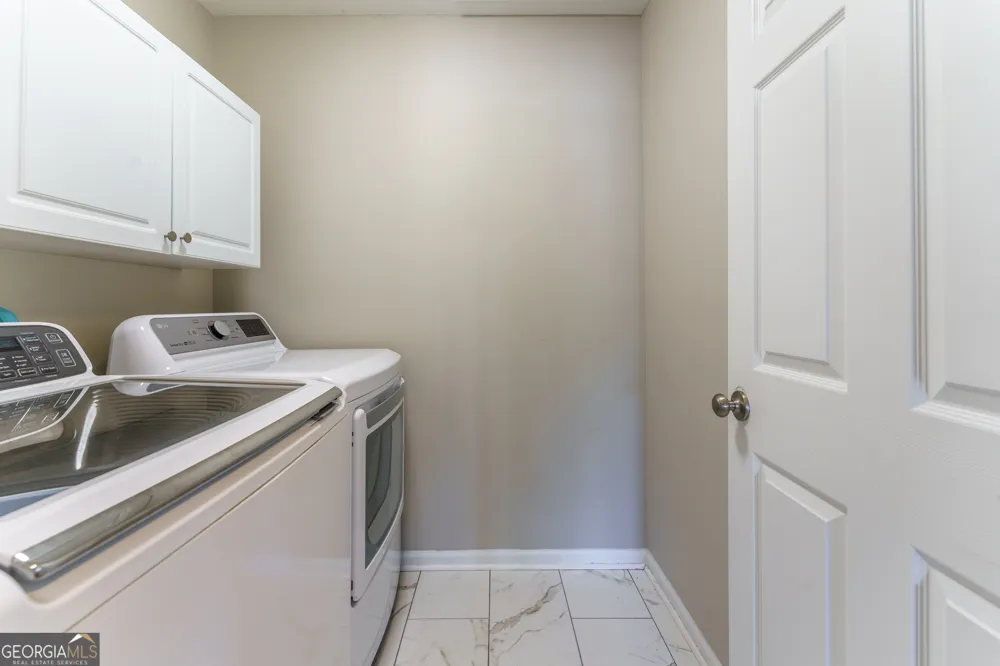 774 Weller PATH Sugar Hill, GA 30518