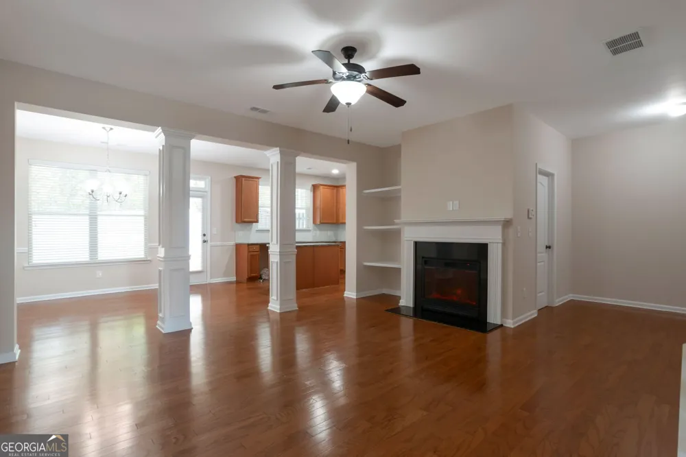 3275 Clear View DR Snellville, GA 30078
