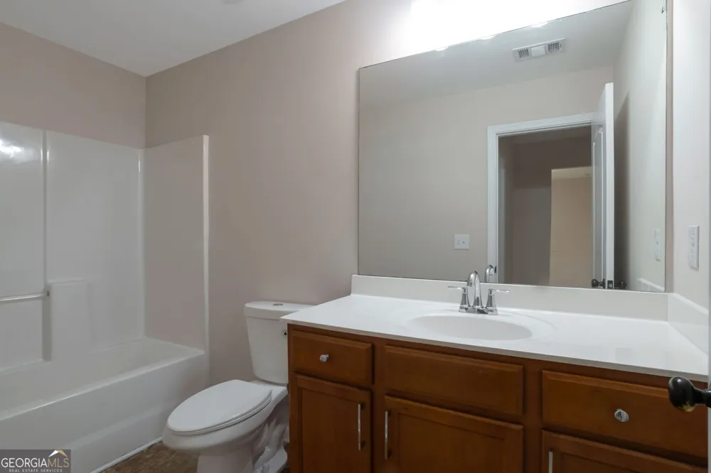 3275 Clear View DR Snellville, GA 30078