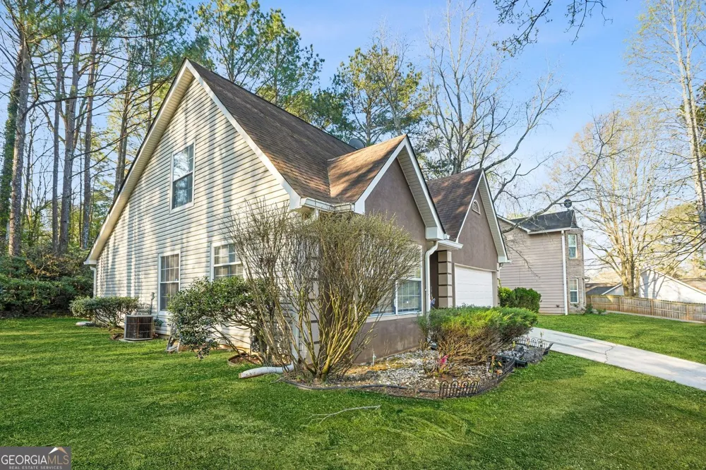 318 Eagle CT Stockbridge, GA 30281