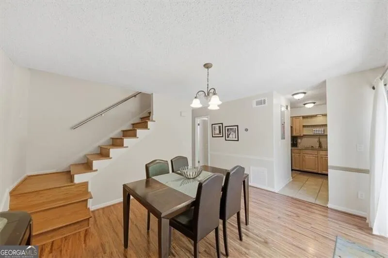 225 Triumph DR NW Atlanta, GA 30327