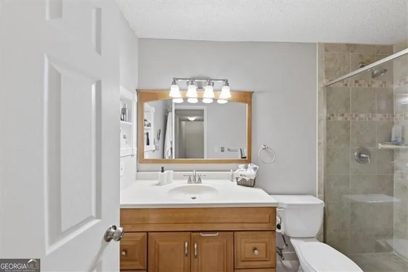 225 Triumph DR NW Atlanta, GA 30327