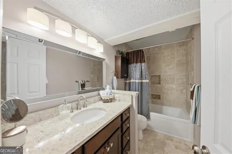 225 Triumph DR NW Atlanta, GA 30327
