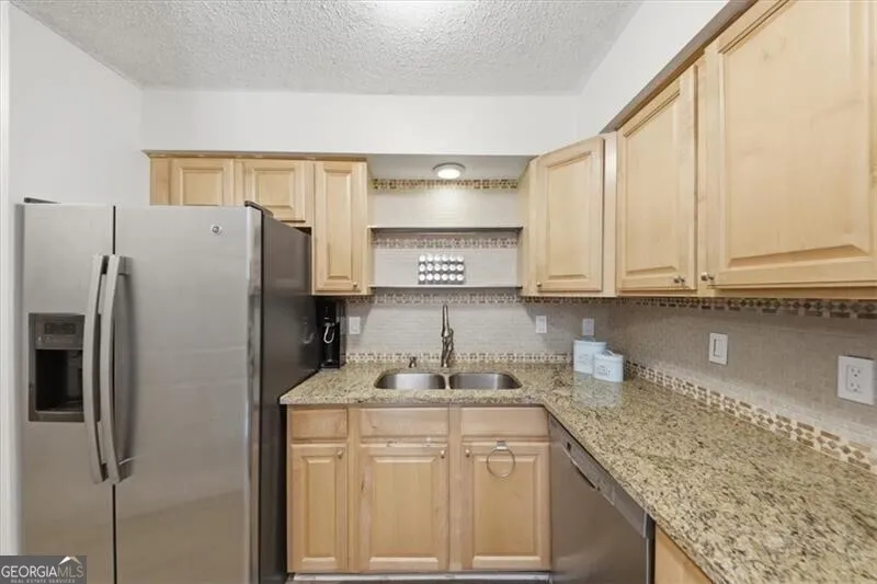 225 Triumph DR NW Atlanta, GA 30327