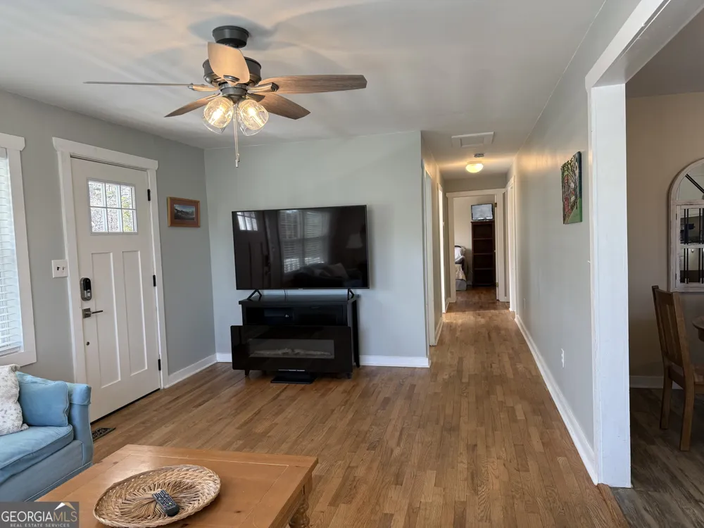 331 Blue Arrow LN Mineral Bluff, GA 30559