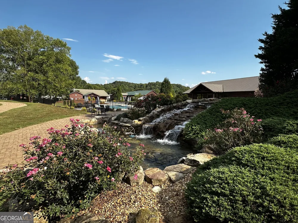 410 Mountain Creek RD Blairsville, GA 30512