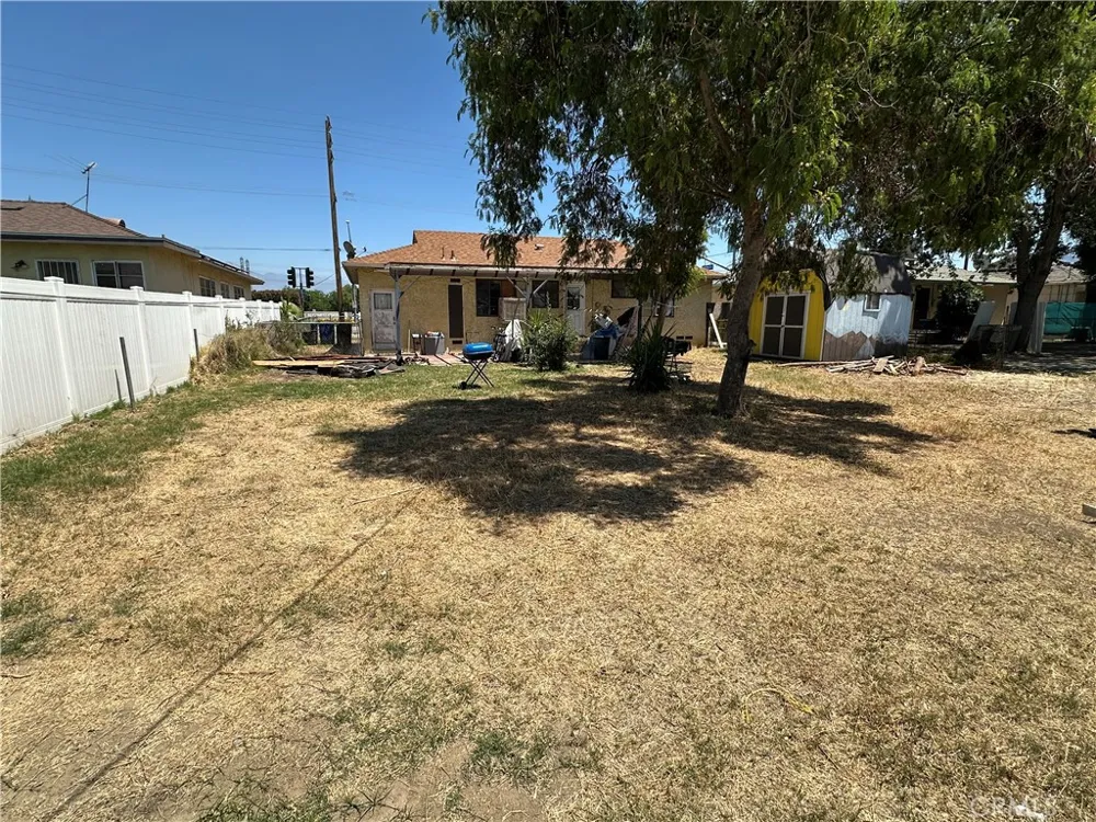 10396 Mountain View Loma Linda, CA 92354