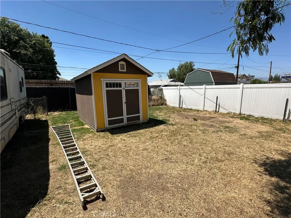 10396 Mountain View Loma Linda, CA 92354