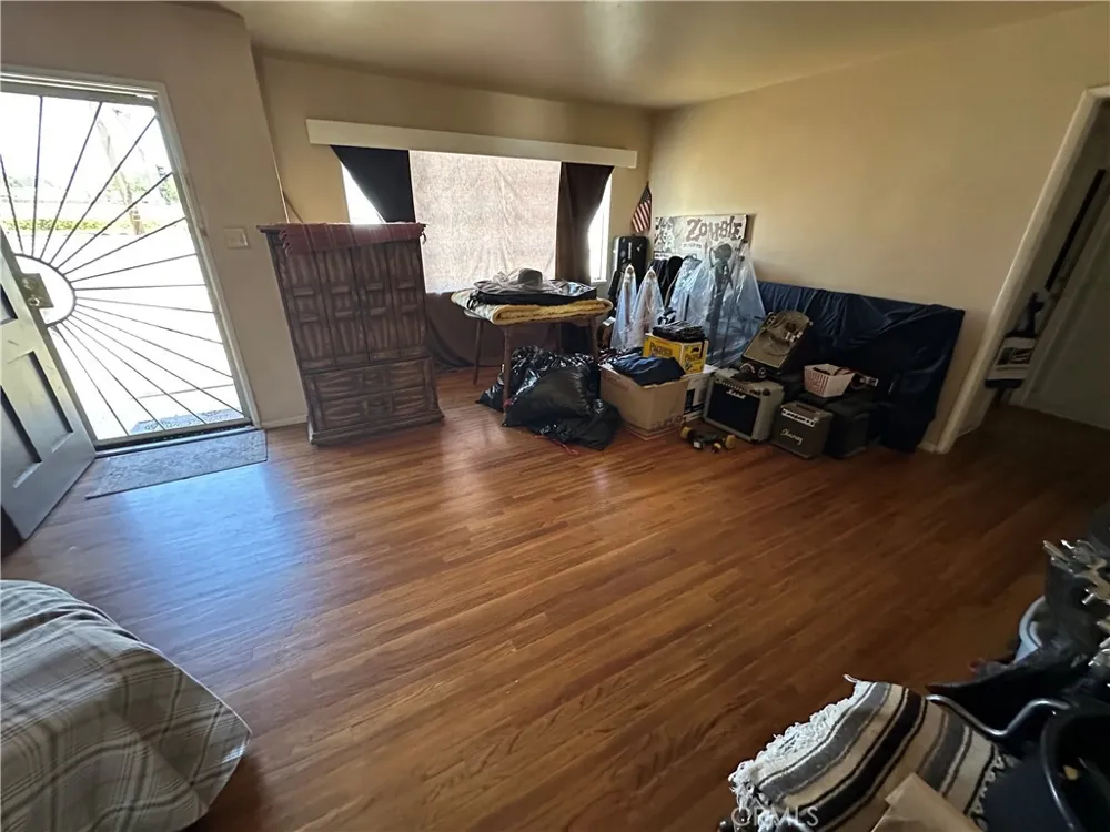 10396 Mountain View Loma Linda, CA 92354